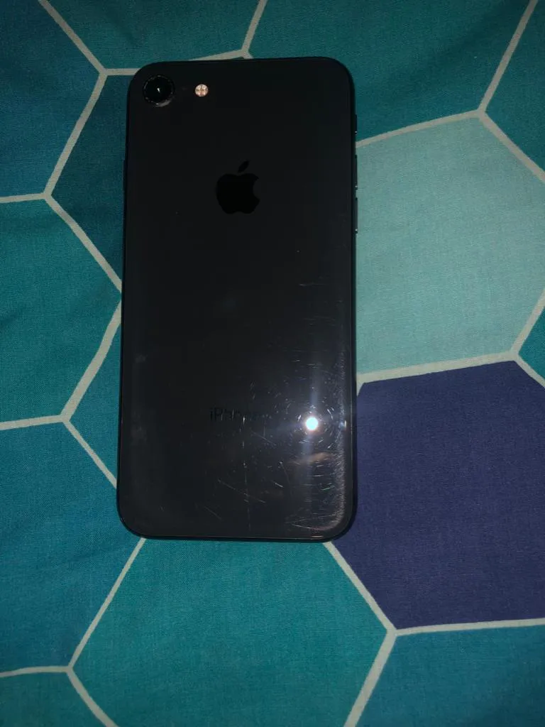 Iphone 8 - photo 1