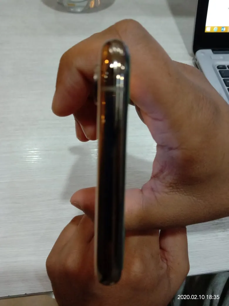 I phone xs Rose Gold PTA Aprroved, Few days used - photo 1