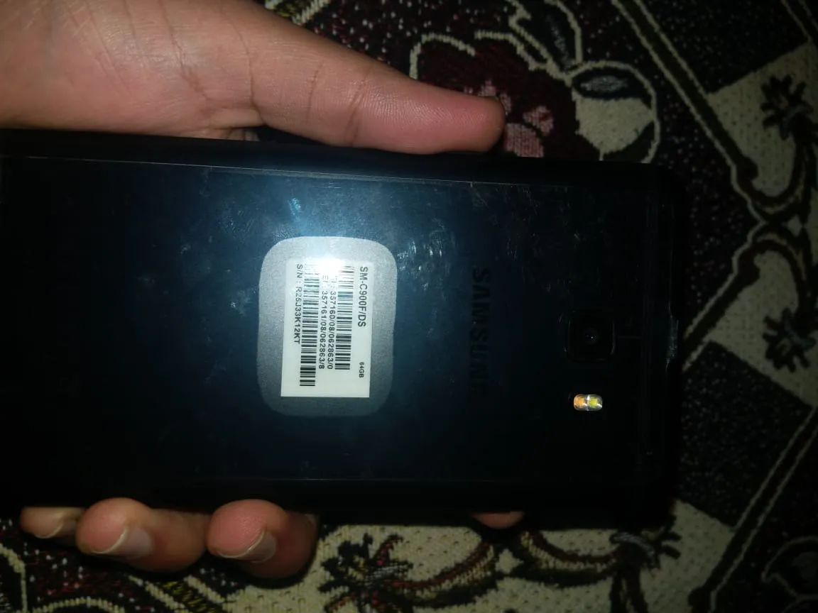 Samsung  c9 pro - photo 1