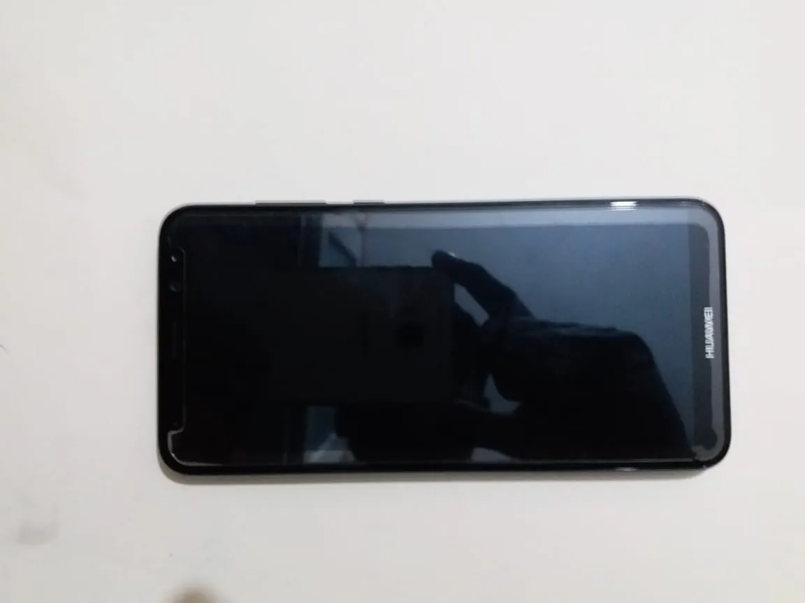 Huawei mate 10 lite 10 by 9 condition - photo 2