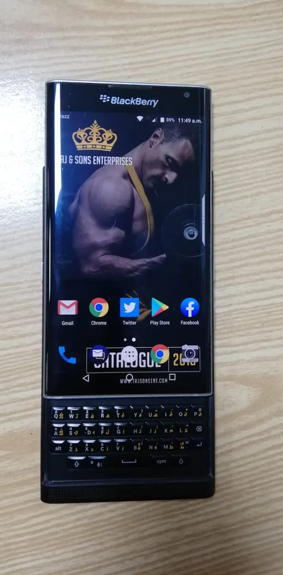 good condition 9/10 smart android phone - photo 1