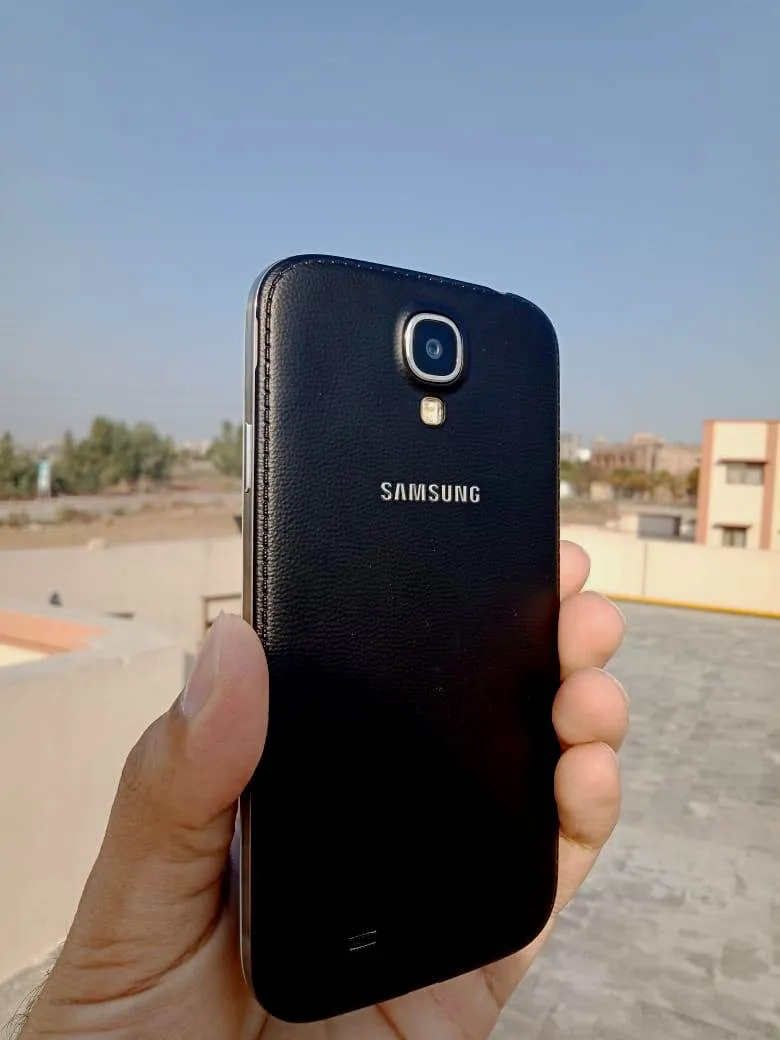 Samsung S4 in Islamabad (NUST) - photo 3