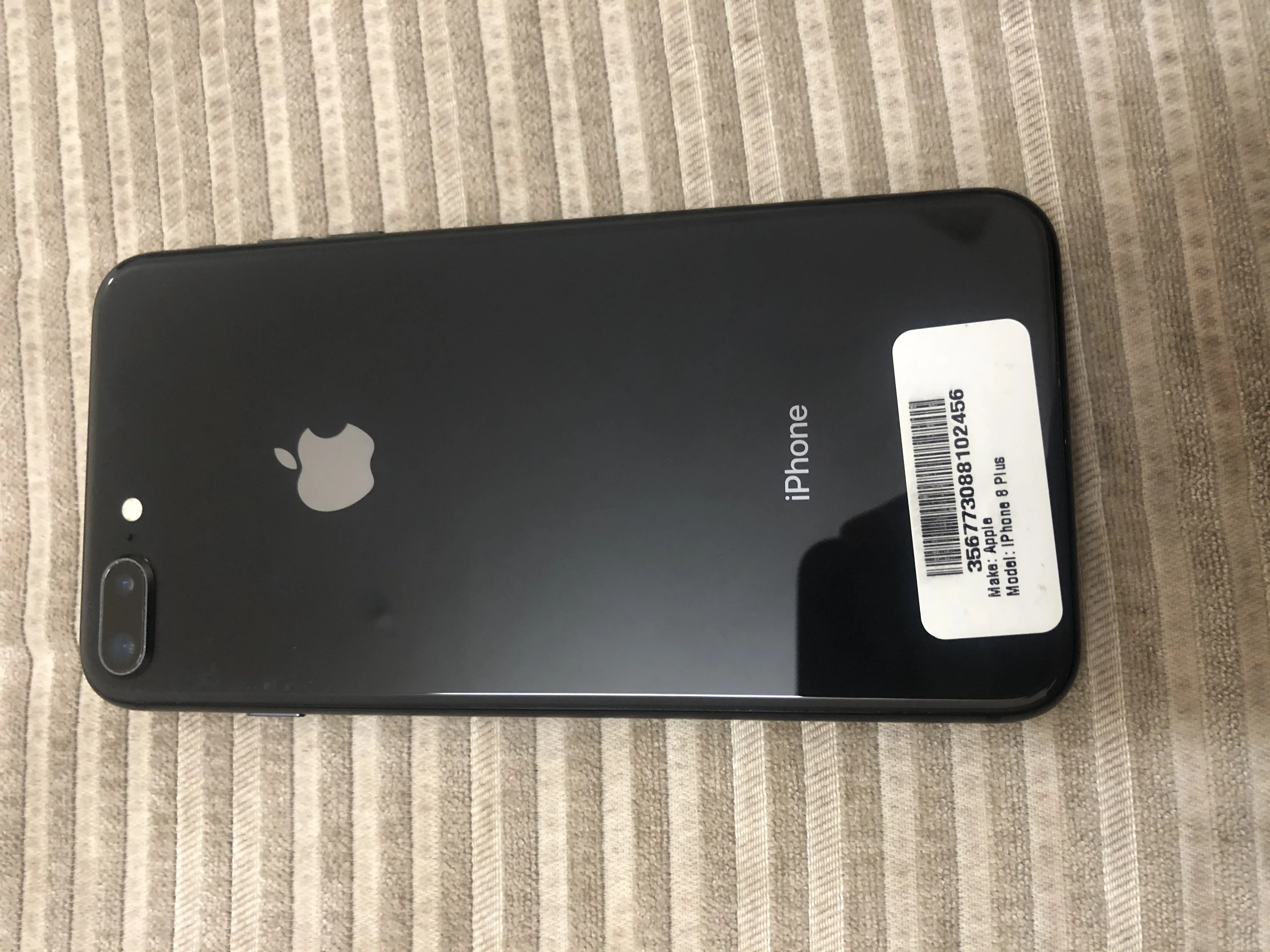 iPhone 8 Plus 64 gb - photo 1