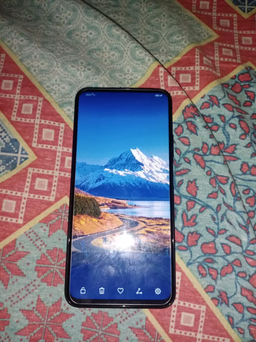 Huawei y9s - photo 2