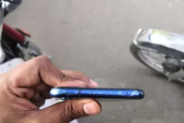 Huawei Honor Play - Photos