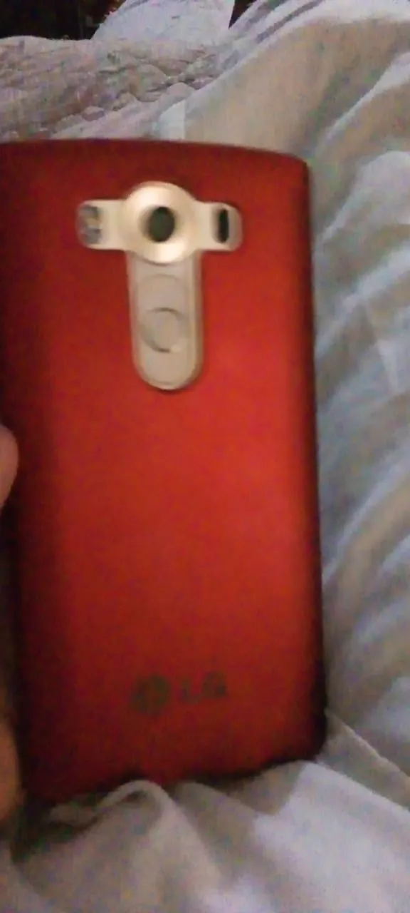 LG V10 - photo 1