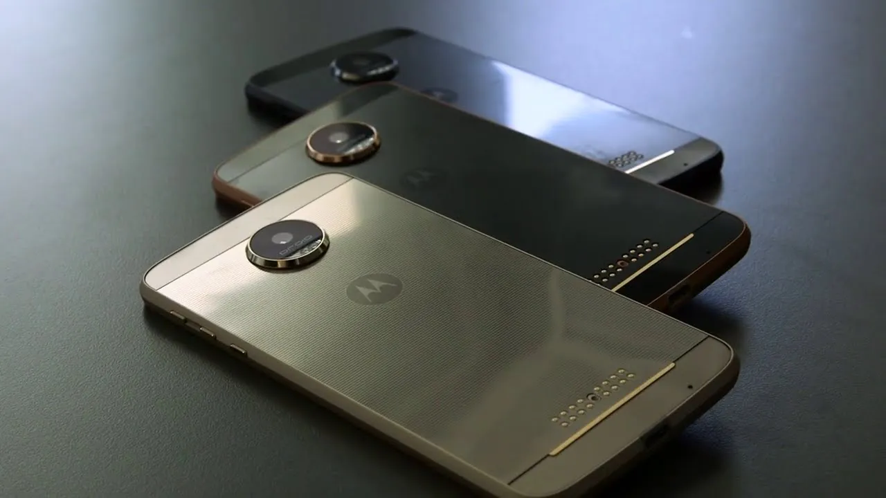 MOTO Z FORCE - photo 2