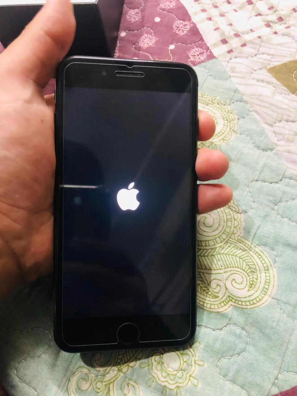 Iphone 7plus 128gb with box - photo 2