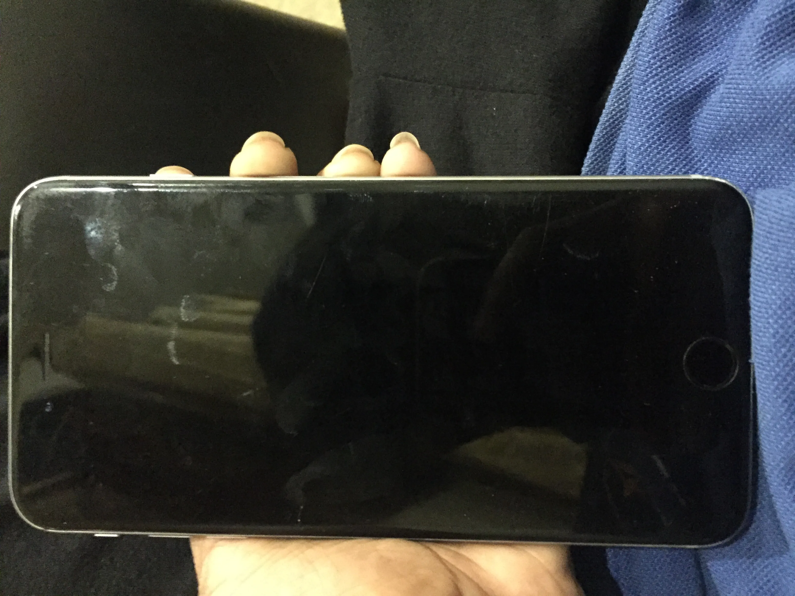 iPhone 6s plus - photo 1