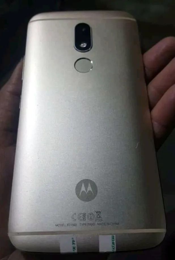 Moto M Gold - photo 3