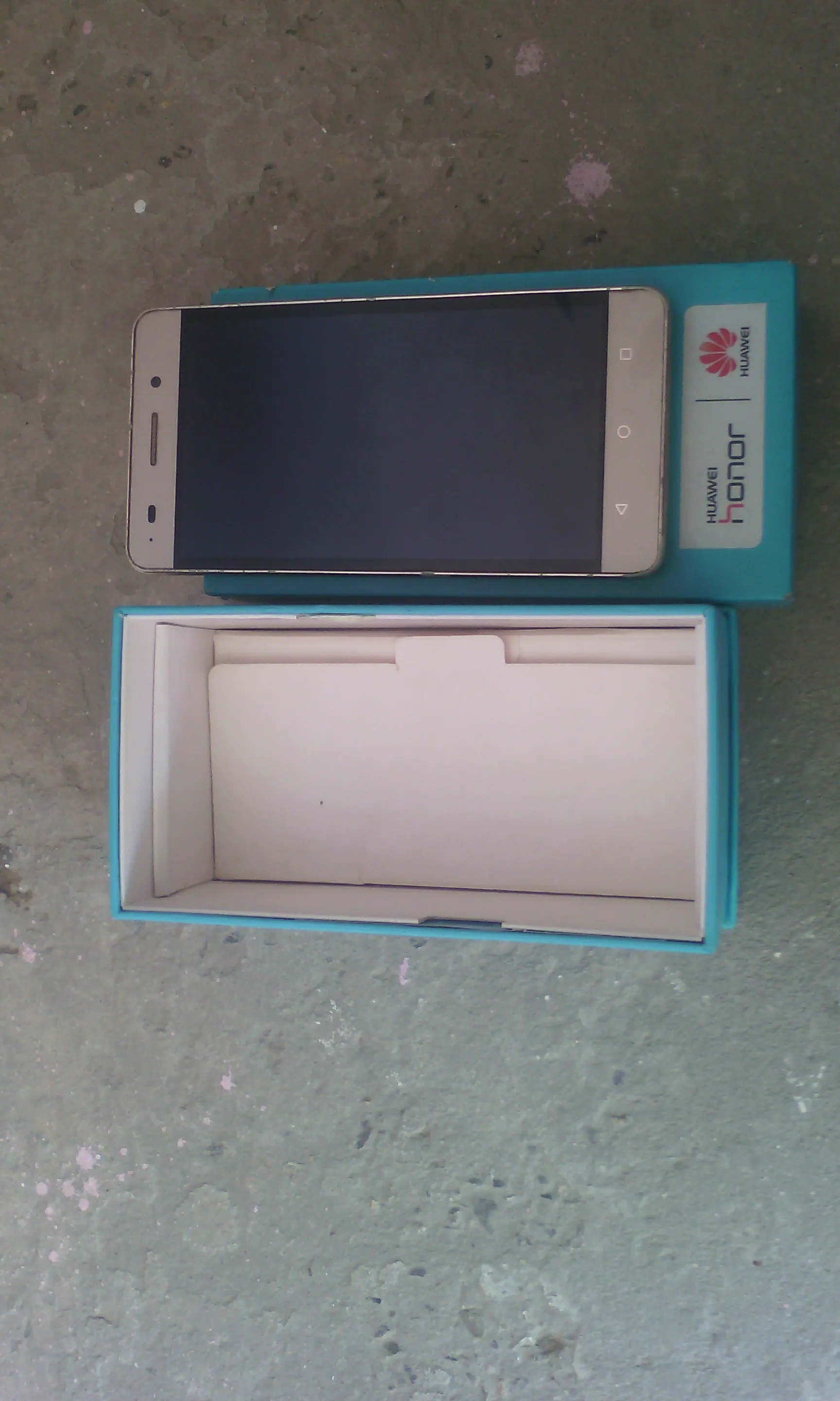 Honor 4c chm-U01 Mobile Huawei - photo 2
