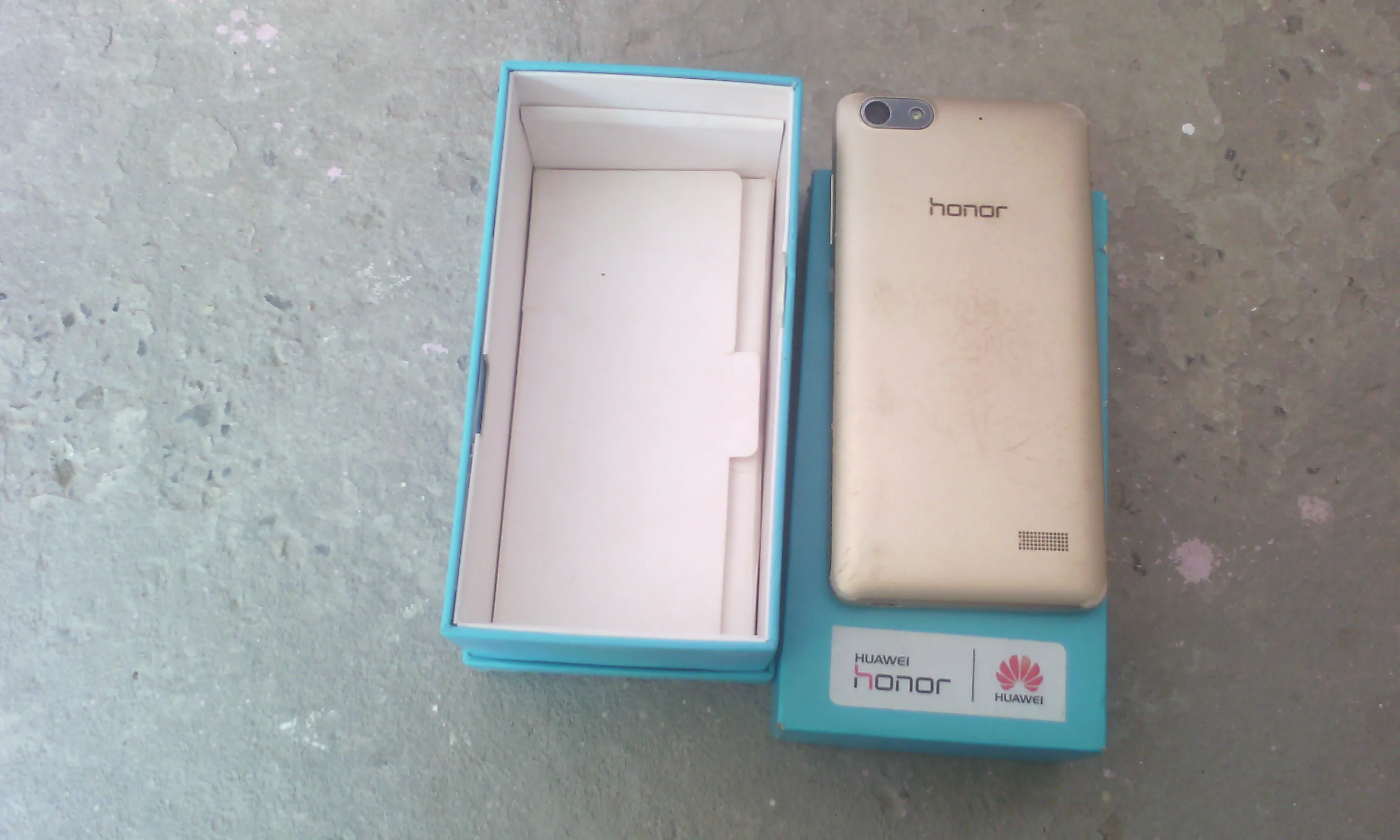 Honor 4c chm-U01 Mobile Huawei - photo 1