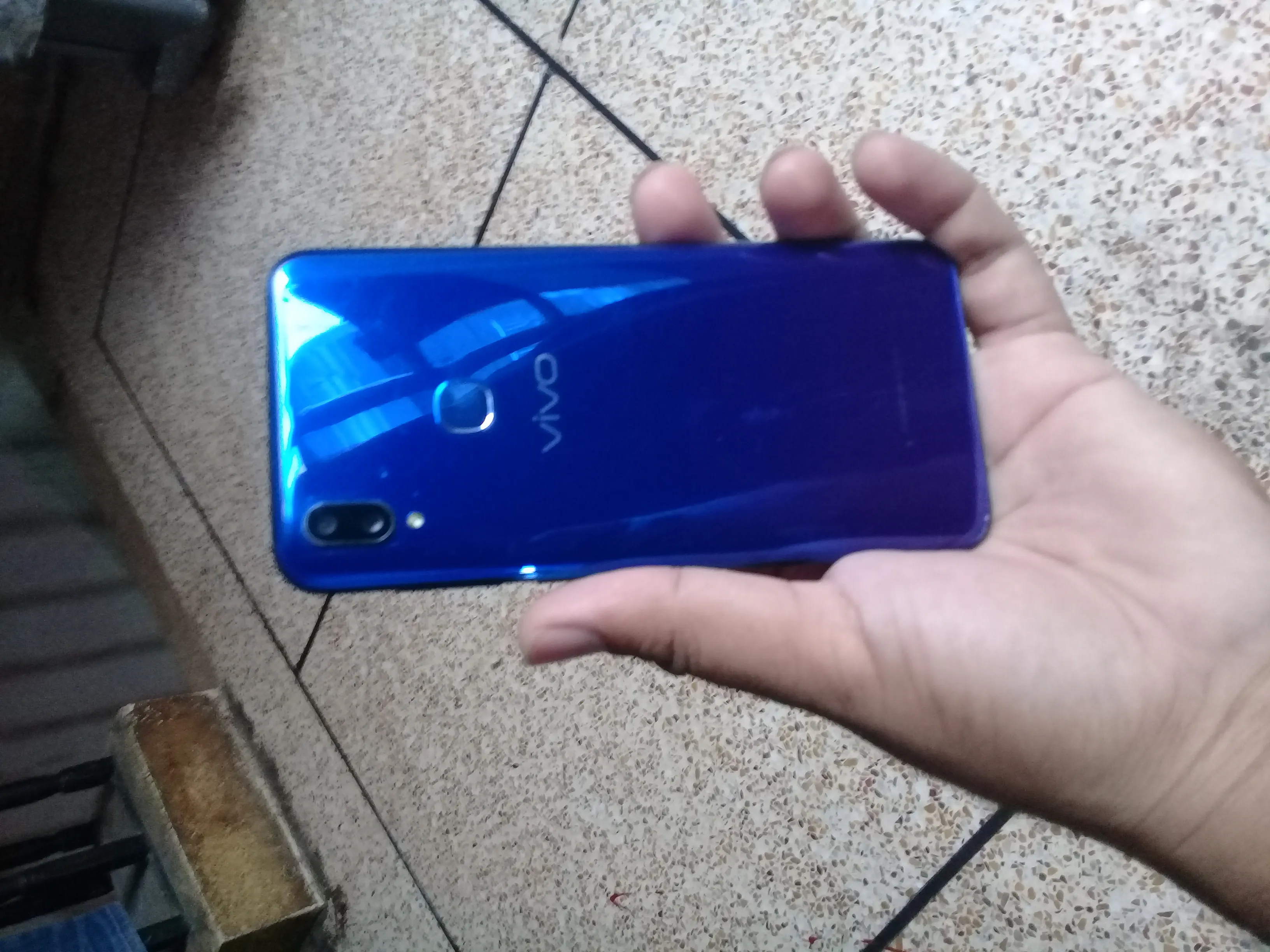 Vivo V11 - photo 1