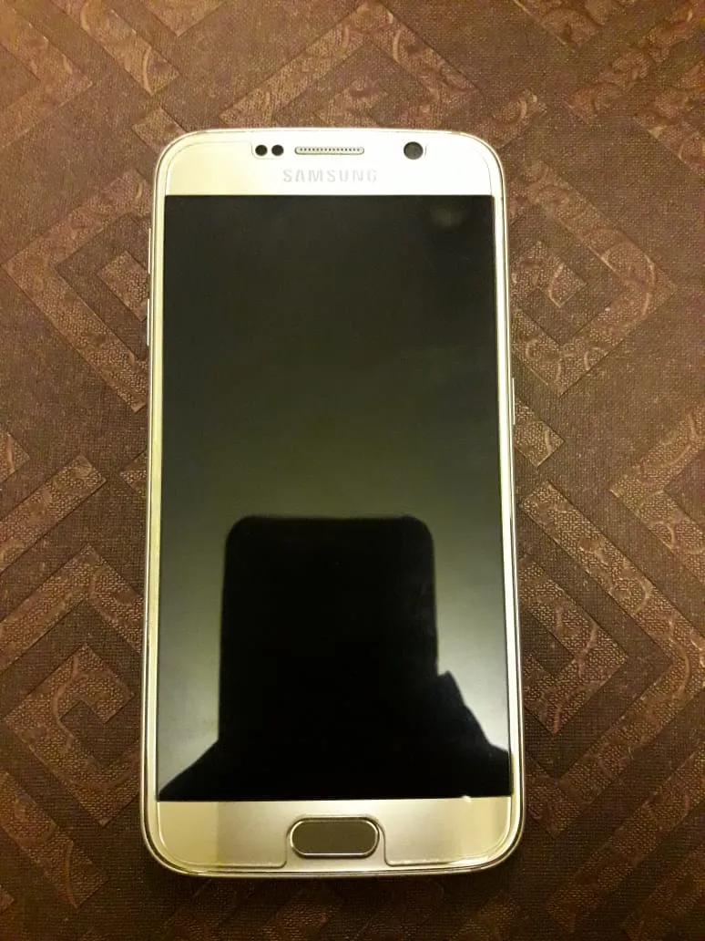 Galaxy S6 - photo 1
