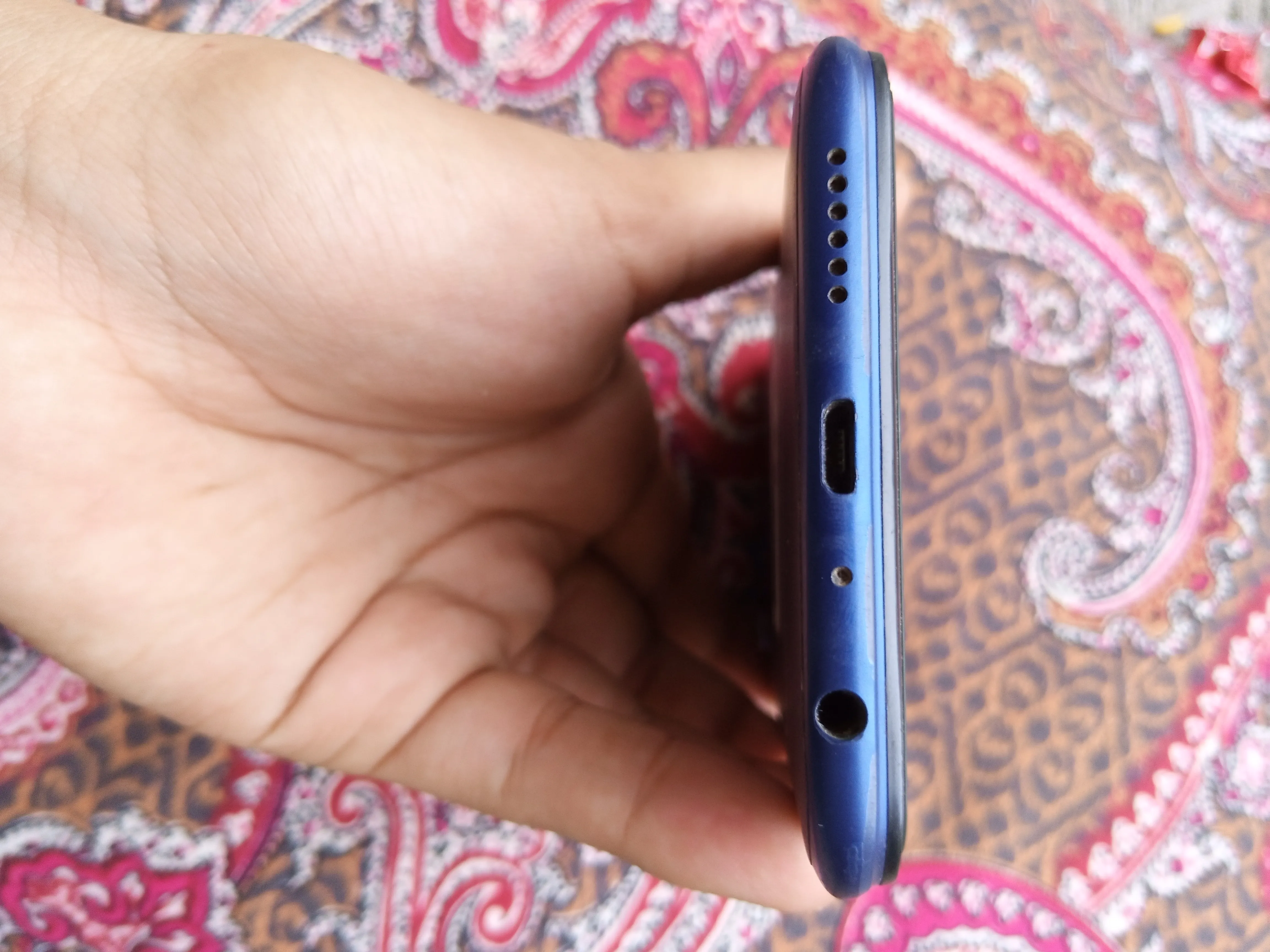Oppo a83 (2018) - photo 3