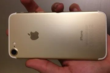 Iphone 7 (128 gb) with BOX - Photos
