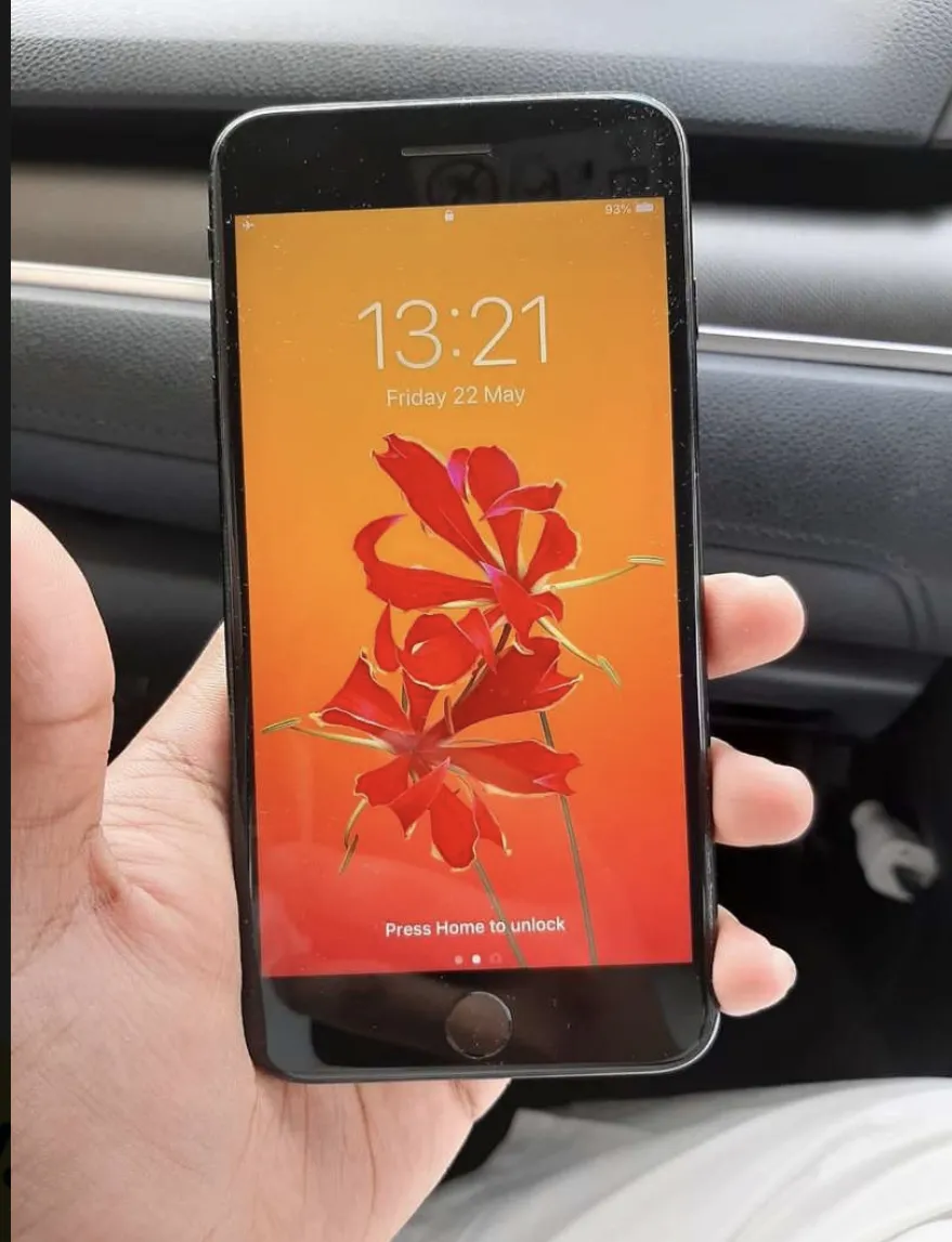iPhone 7 Plus 128 gb - photo 1