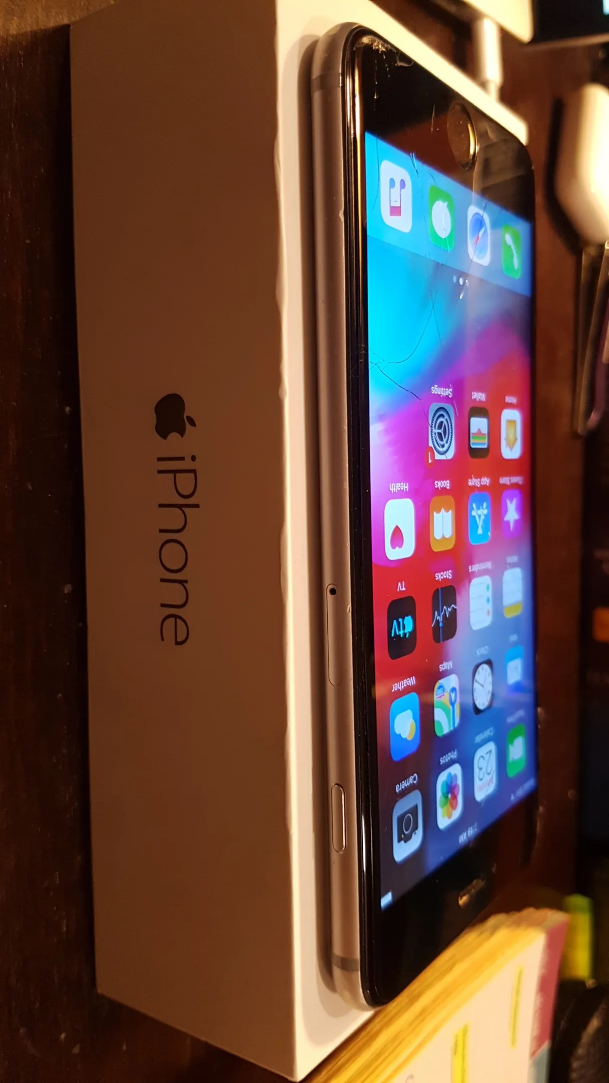 iPhone 6 Plus, Space Gray, 64GB - photo 2