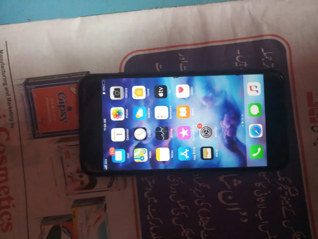 Apple IPhone 8plus 64 GB - photo 2