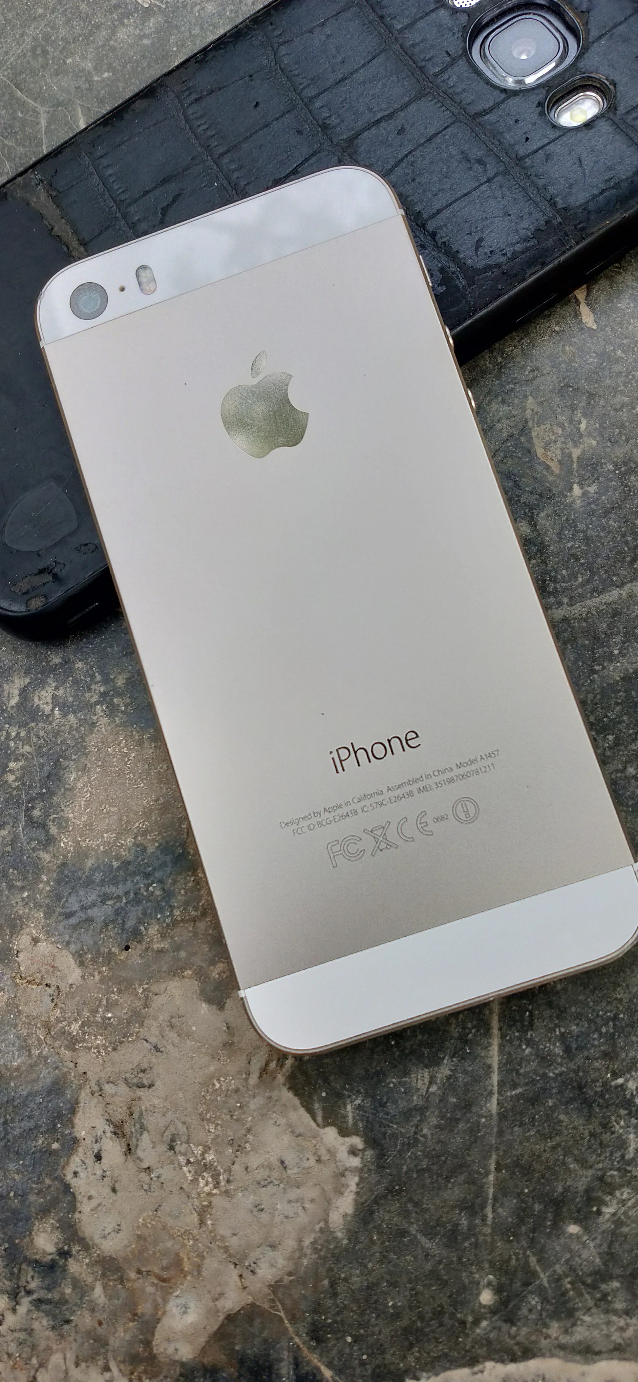 iiphone 5s 16GB jv - photo 1