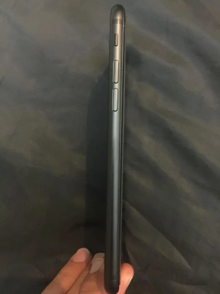 Iphone 7 128GB - photo 3