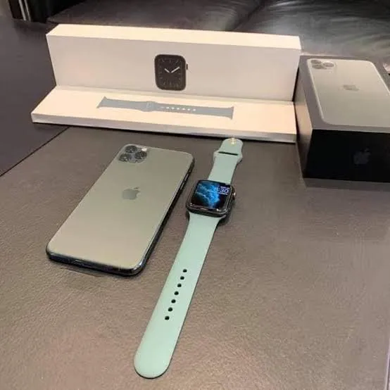 Apple iPhone 11pro max 512gb - photo 1