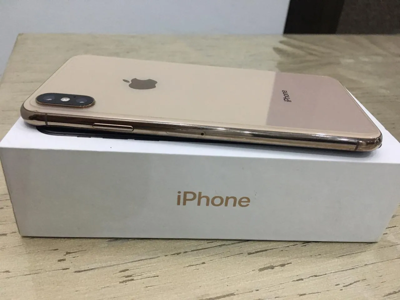 Iphone xs max 64 gb gold pta approved - photo 1