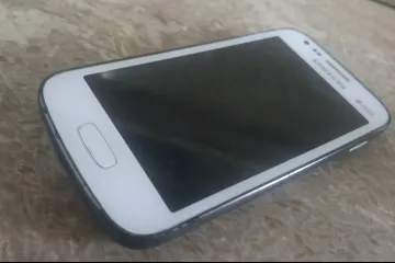 Samsung Galaxy ace 3 - Photos