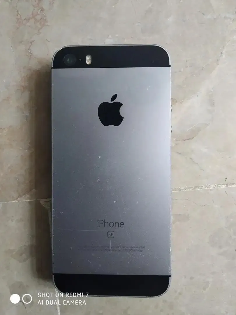 Apple Iphone Se (2 gb/64 gb) PTA Approved - photo 1