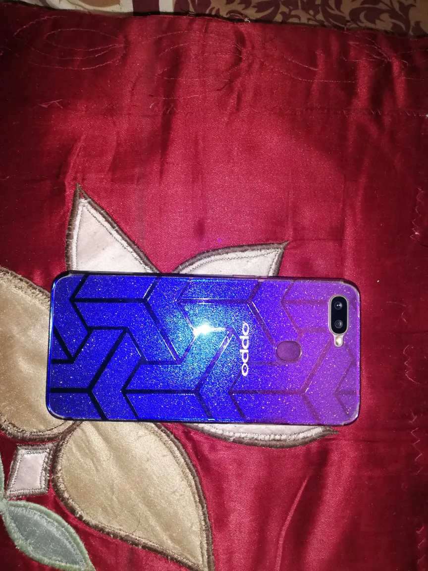 Oppo F9(4/64) - photo 1
