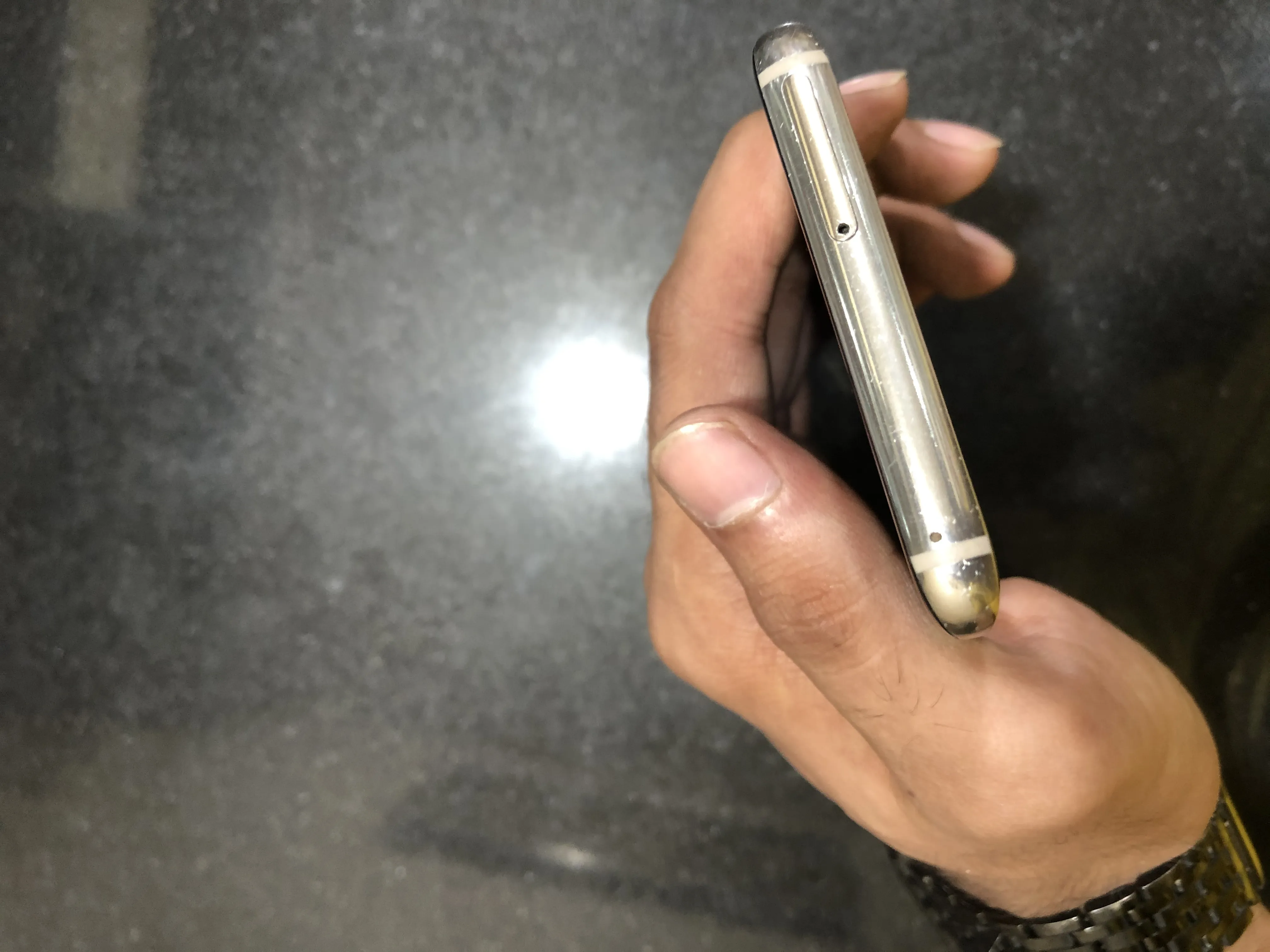 Samsung S8 - photo 1