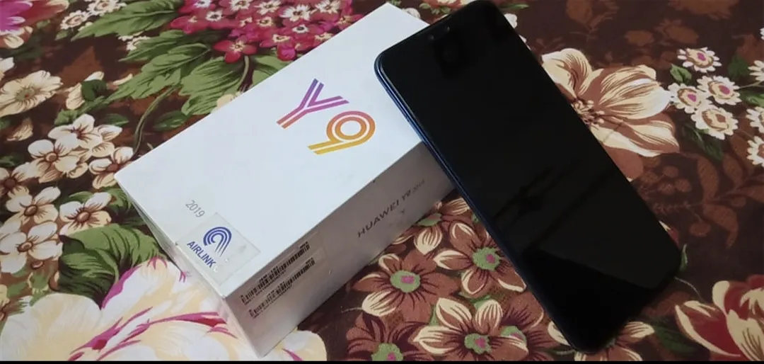 Huawei y9 2019 4gb/64gb - photo 1