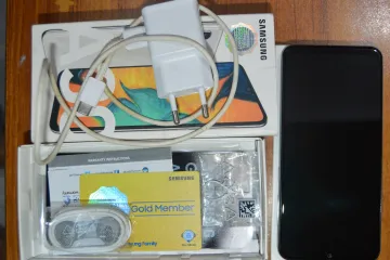 Samsung Galaxy A30 - Photos
