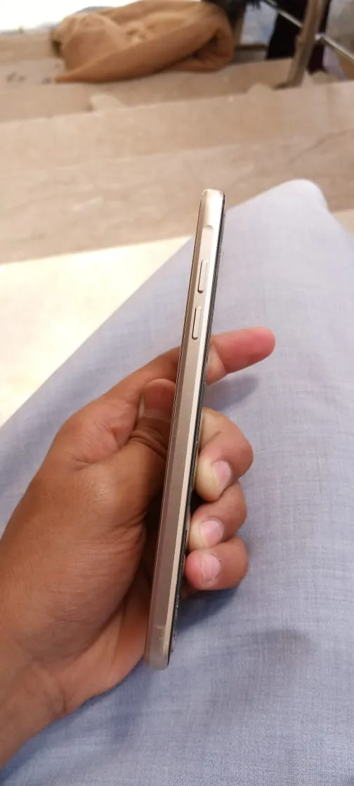 Samsung A5 2016 - photo 1