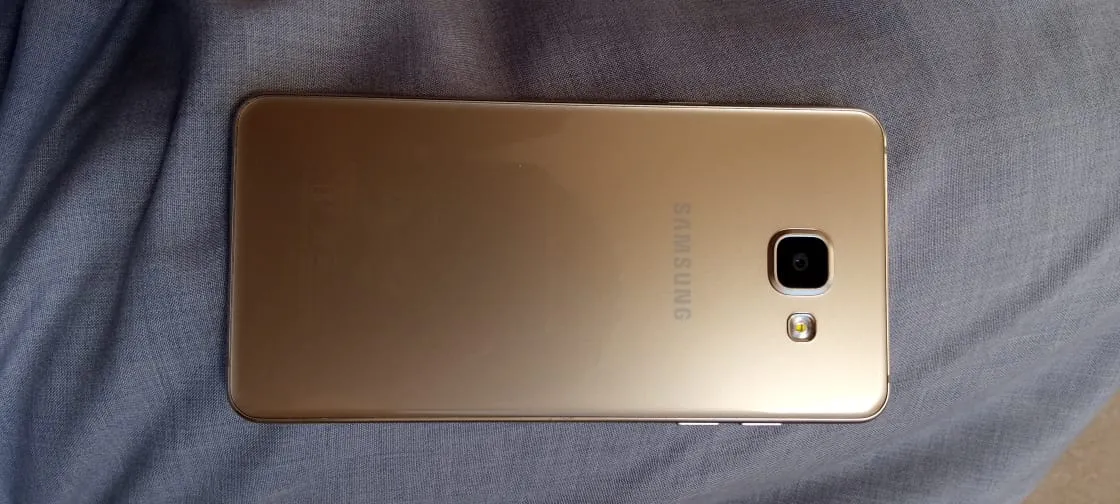 Samsung A5 2016 - photo 1