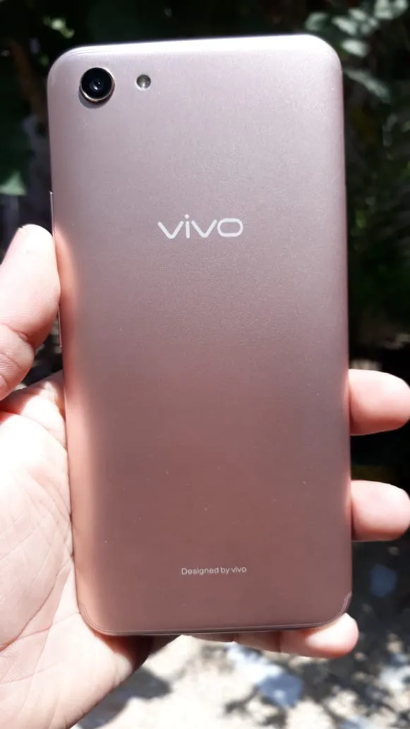 Vivo y81 (3/32) - photo 1