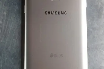 Samsung j8 - Photos