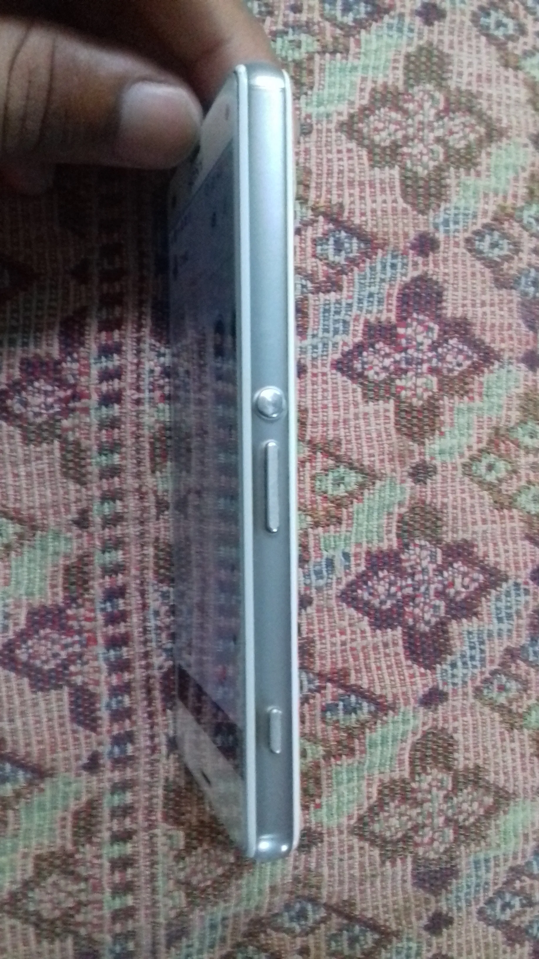 Selling Sony Xperia Z3 Compact SO-02G - photo 3