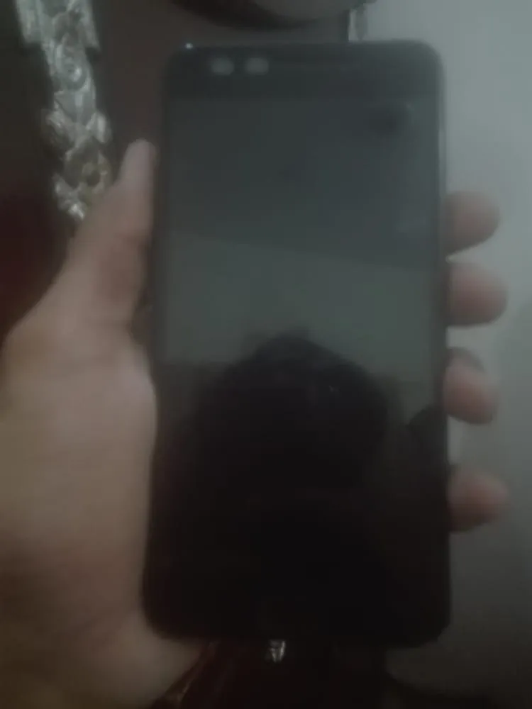 Oppo f3 4/64 - photo 1