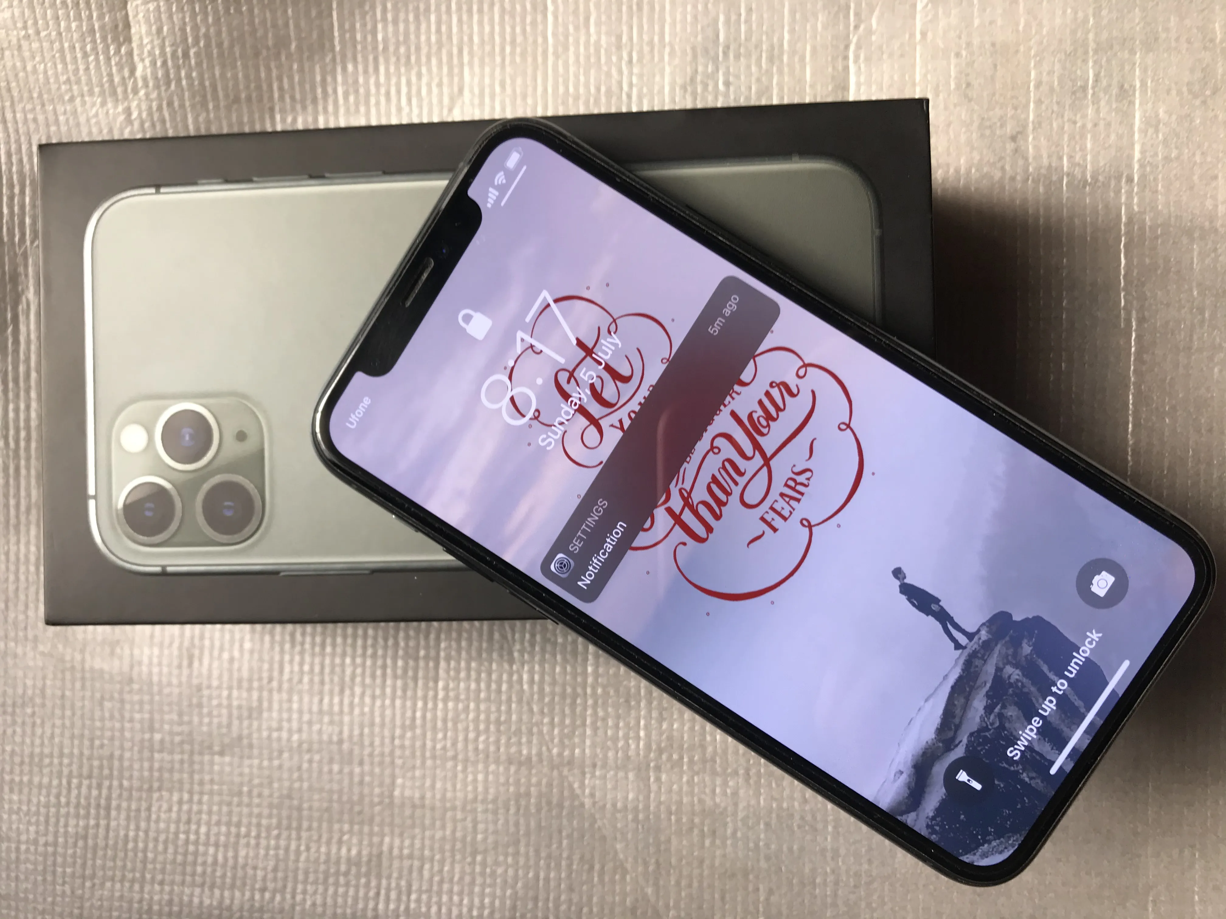 iPhone 11 Pro 256GB 10/10 PTA - photo 1
