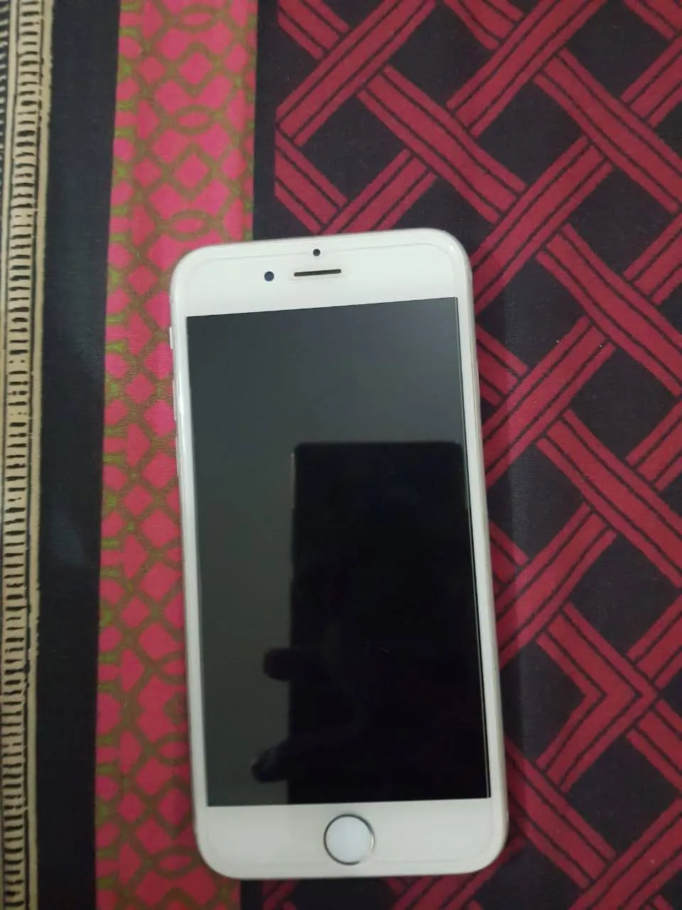 iPhone 6(64gb) PTA Approved box and charger - photo 1