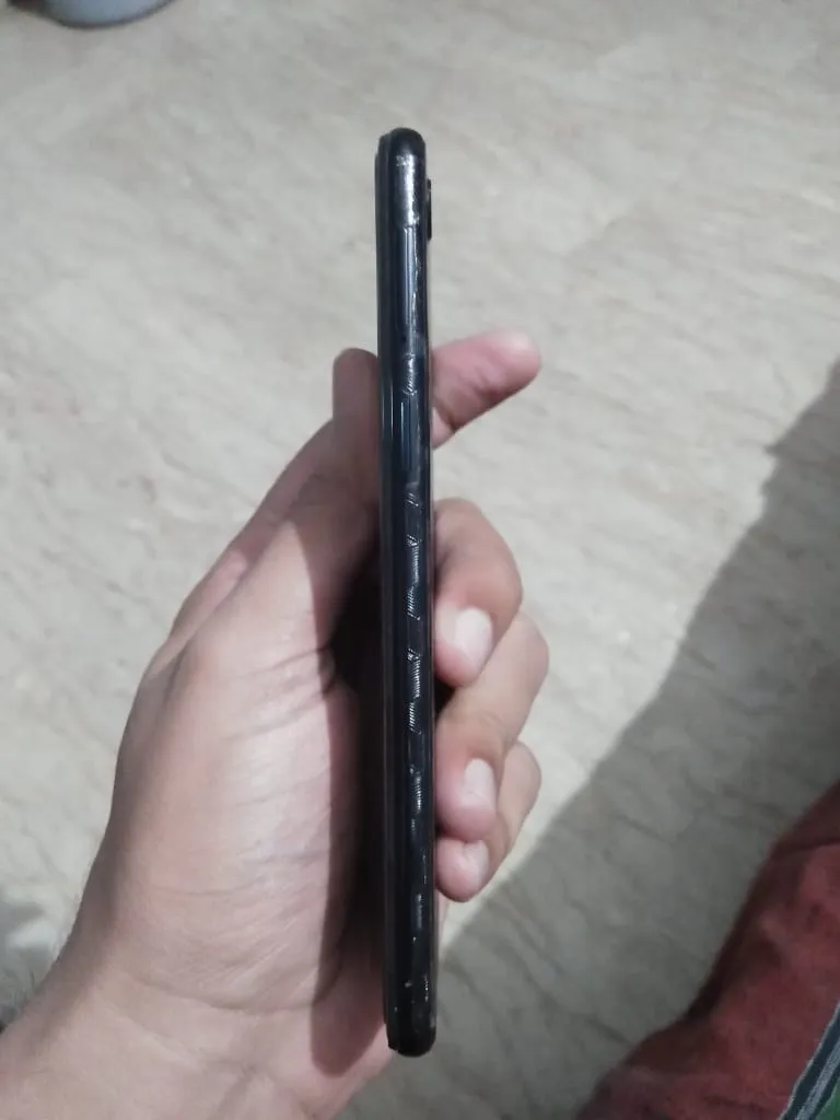 Oppo F7 6/128GB, Black Diamond Colour - photo 2
