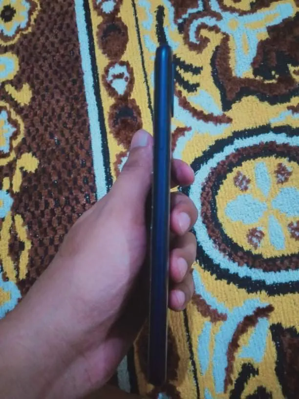 Samsung Galaxy A20s - photo 3