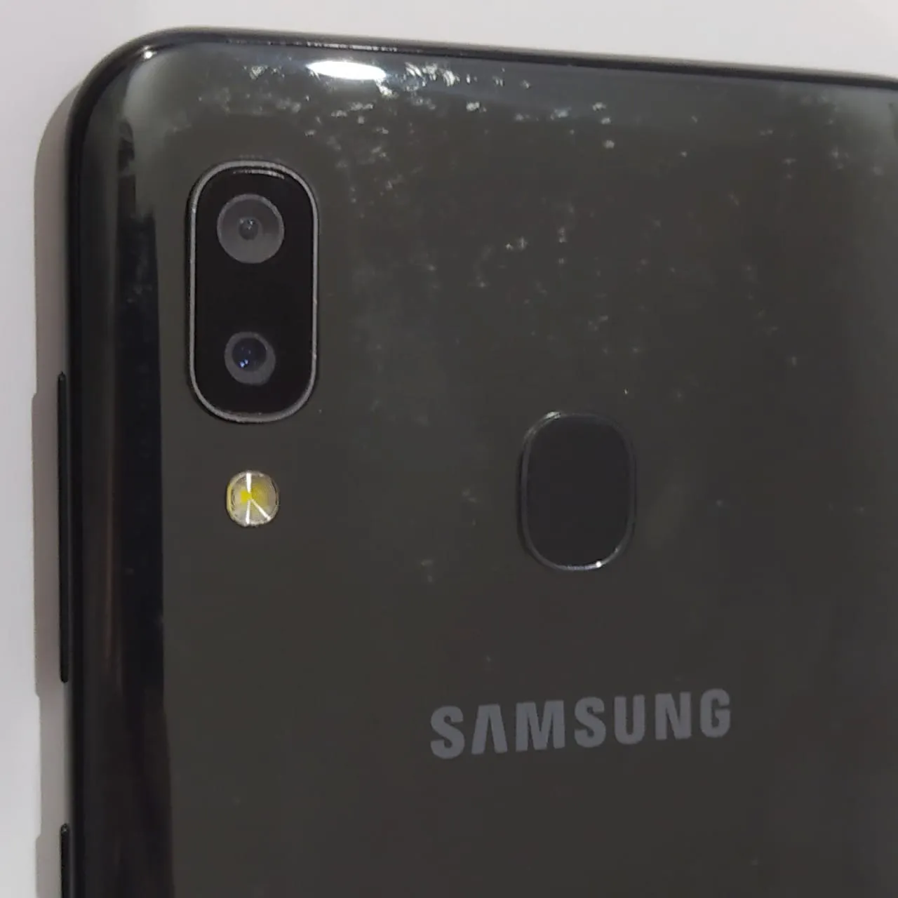 Best quality Samsung A20 - photo 3