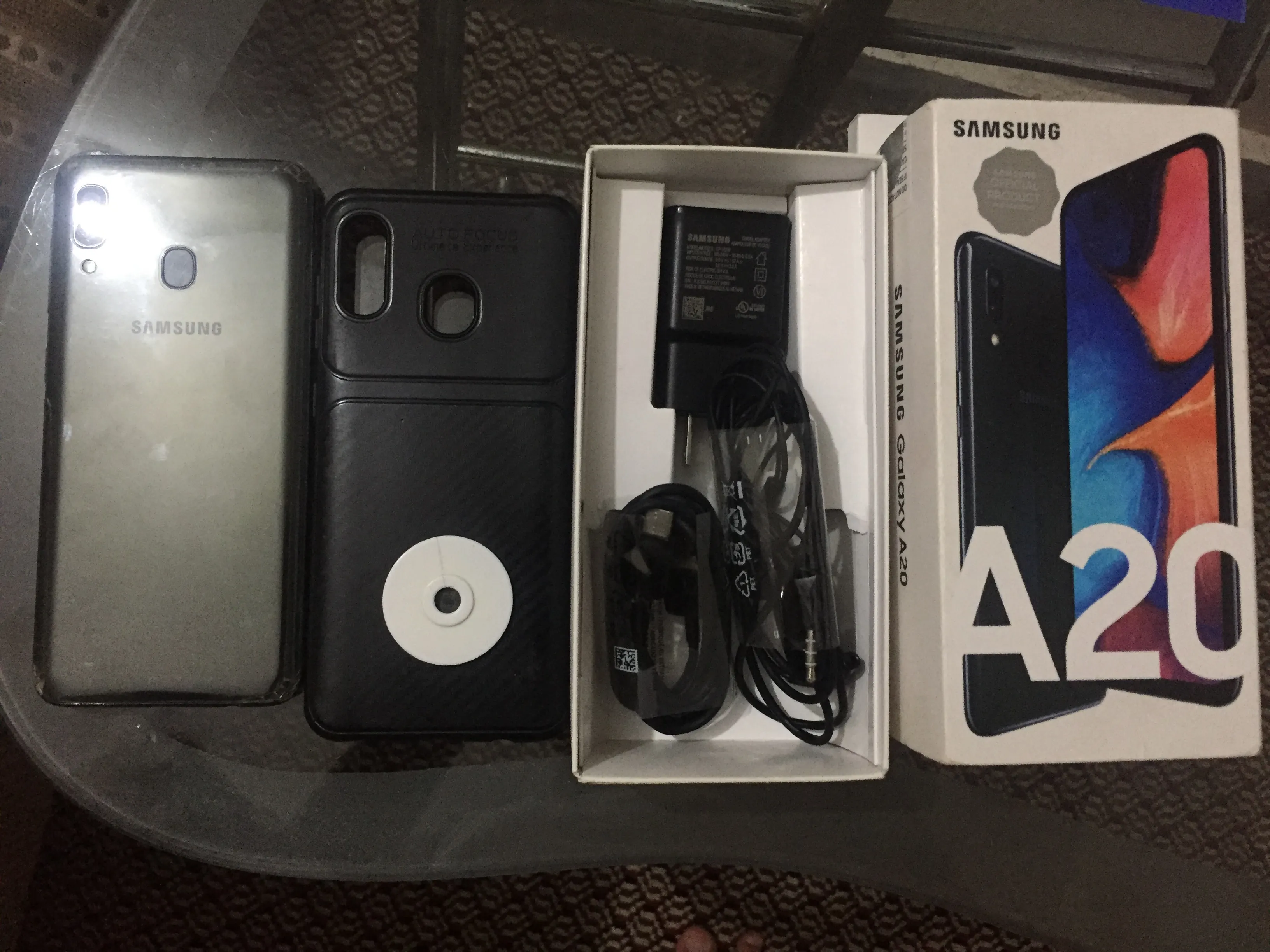 Samsung A20 3/32 - photo 1