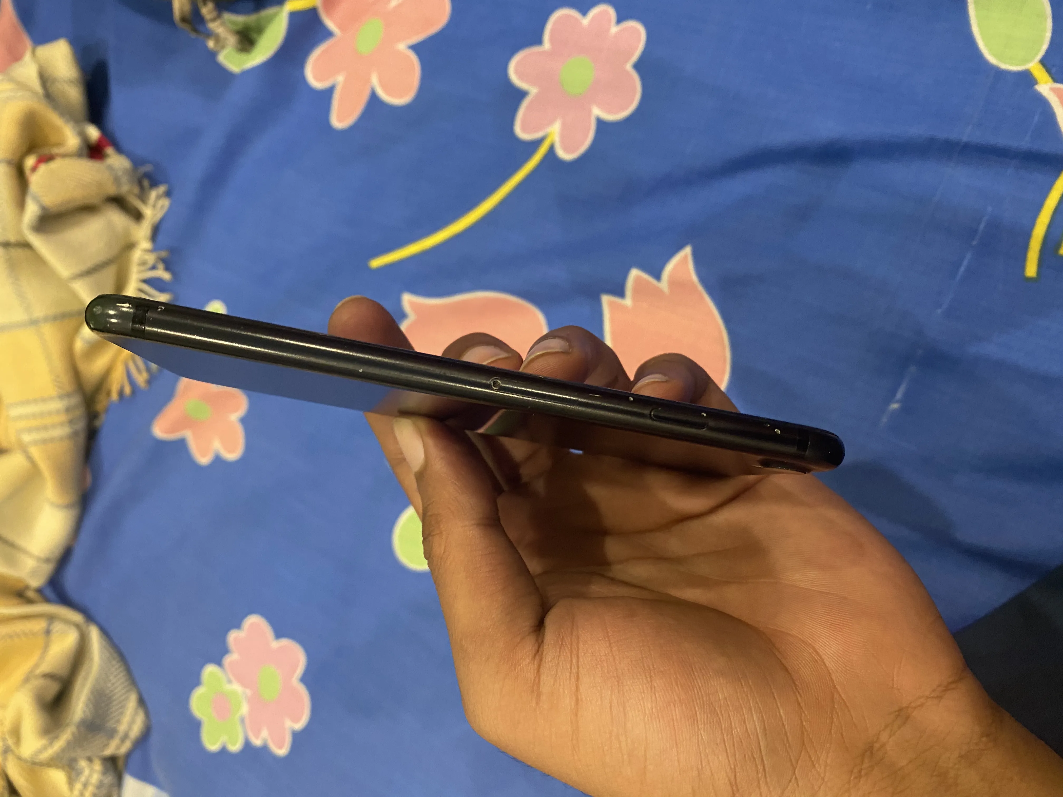 iPhone 7 phone is unopened - photo 3