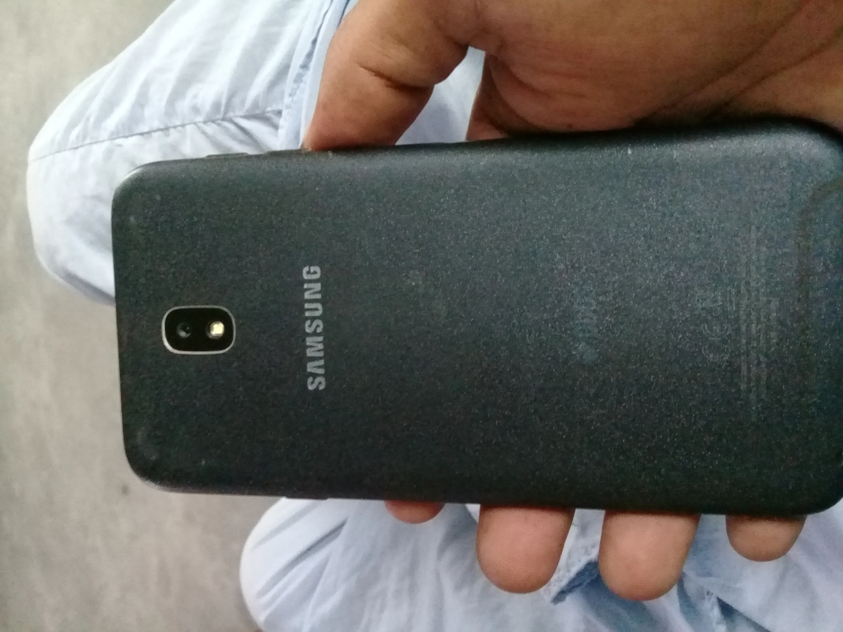 Galaxy J7 Pro 64GB - photo 3
