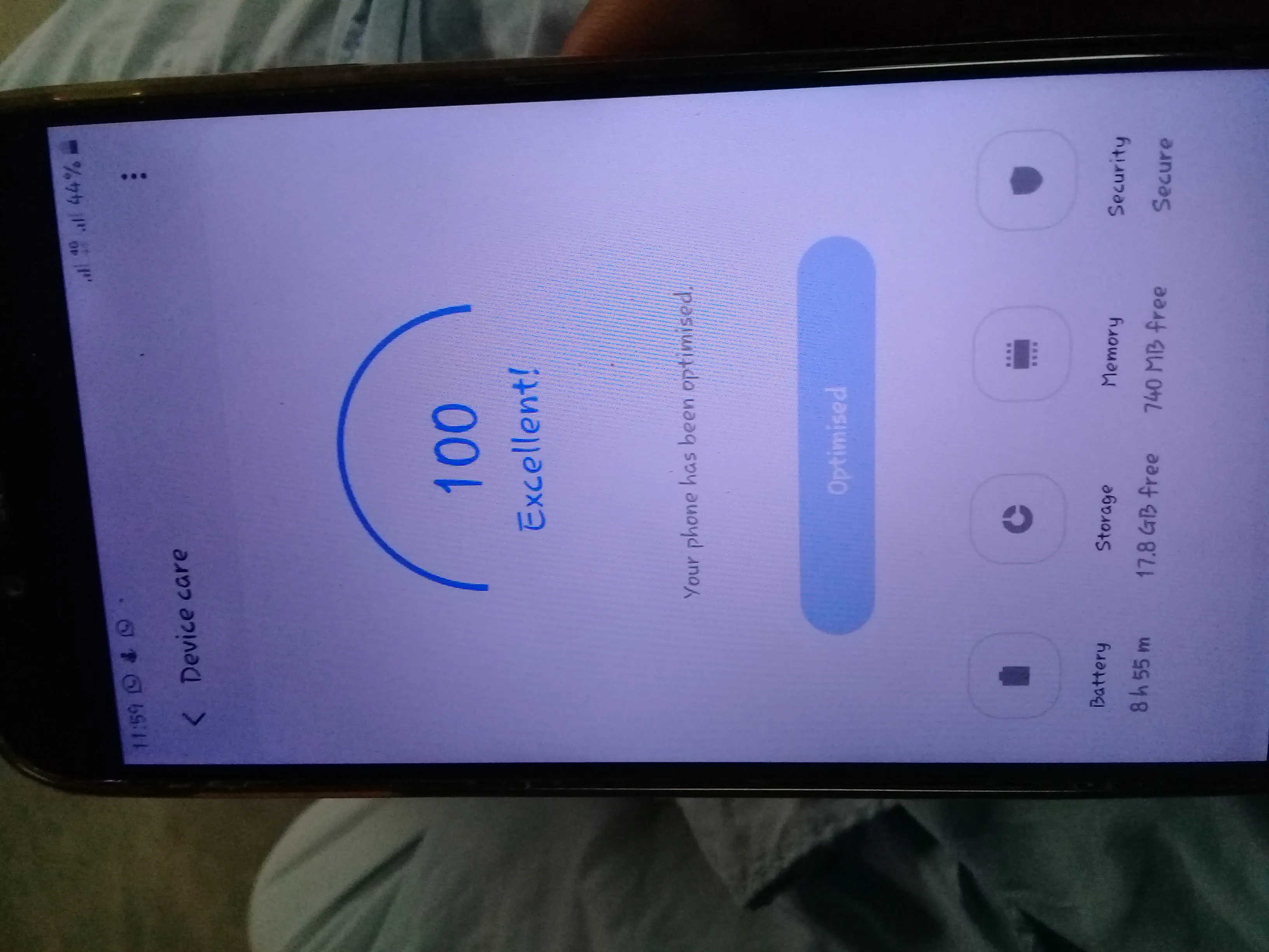 Galaxy J7 Pro 64GB - photo 1
