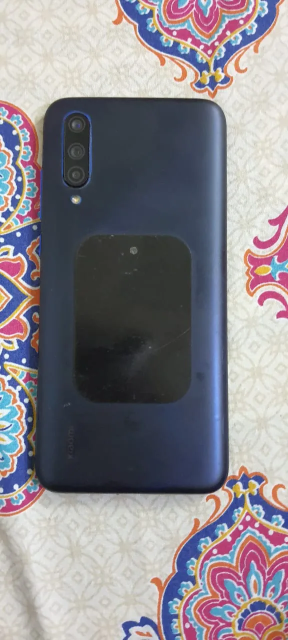 Xiaomi MI 9 Lite - photo 2