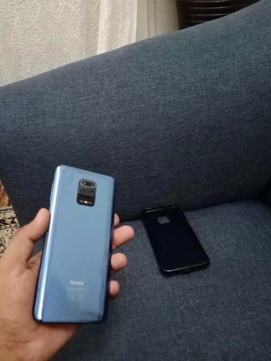 Xiaomi Redmi Note 9s - photo 2